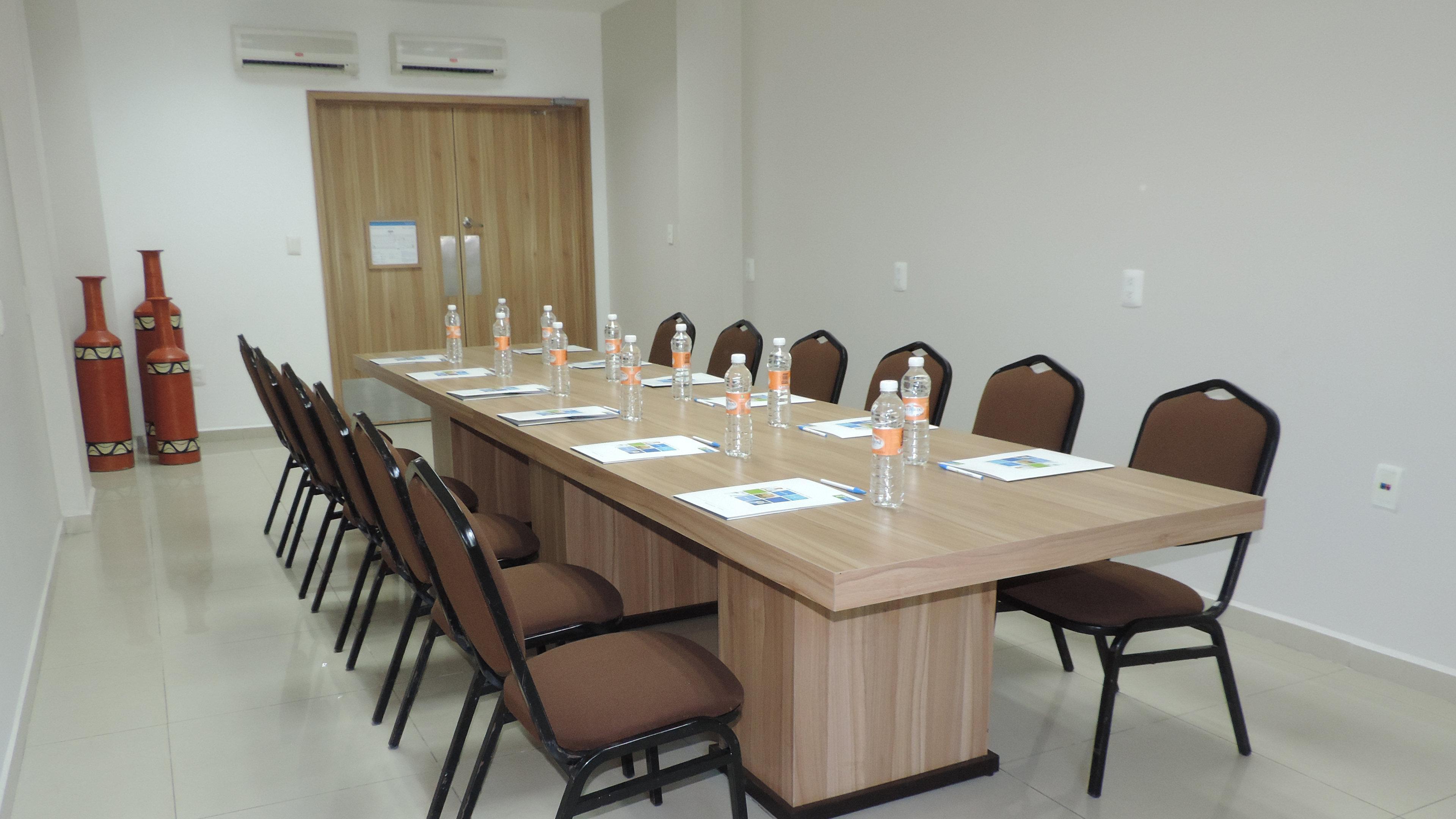 Holiday Inn Express Paraiso - Dos Bocas, An Ihg Hotel Экстерьер фото
