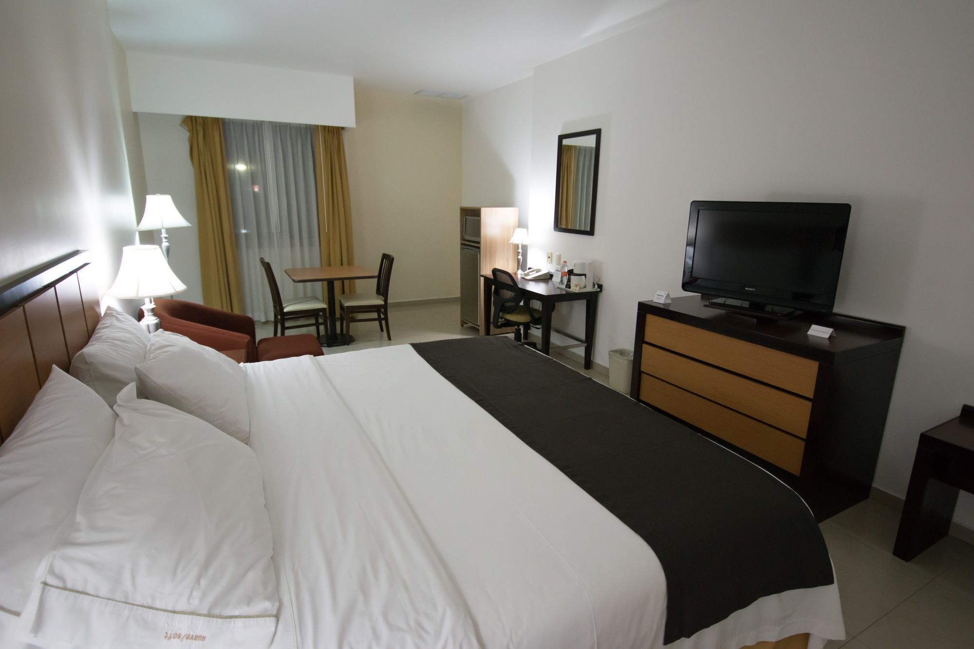 Holiday Inn Express Paraiso - Dos Bocas, An Ihg Hotel Экстерьер фото